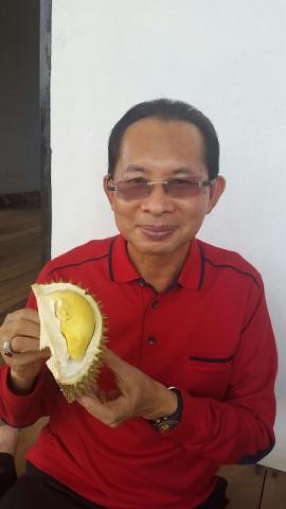 Durian Kalbar lebih enak dari pada Malaysia punya