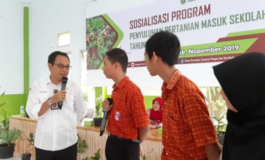 Distan Kalbar luncurkan program penyuluhan pertanian masuk sekolah