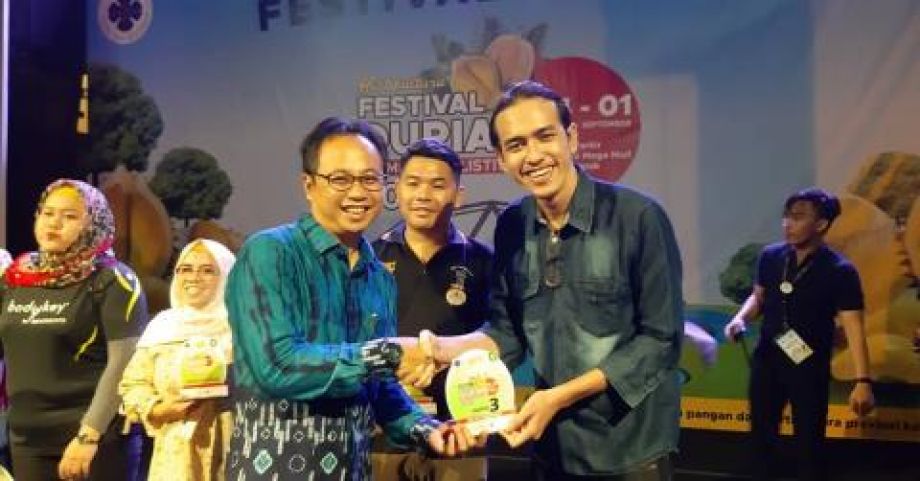 Pemenang Kontes Foto Instagram Festival Durian Bumi Khatulistiwa 2019.