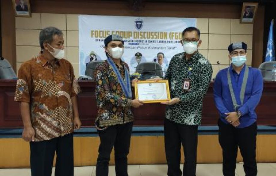 Kadis TPH Kalbar jadi narsumber FGD GMKI Solusi Kesejahteraan Petani Kalbar