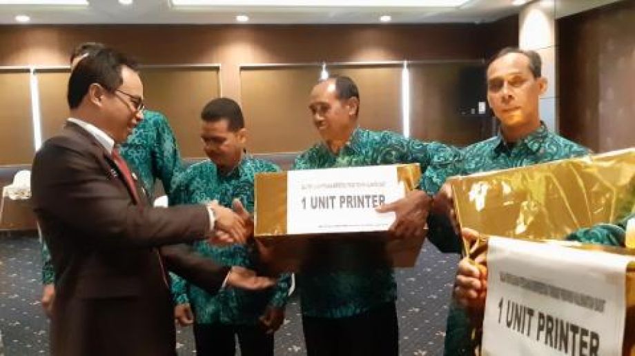 Sebanyak 20 pelaku pertanian berprestasi di Kalbar mendapat penghargaan